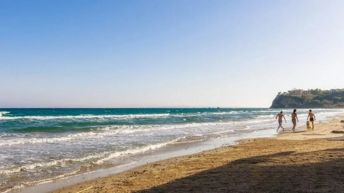 tsilivi beach 1 at Το Συγκρότημα